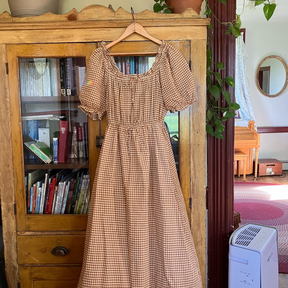 Shop Dahl Franklin dress.